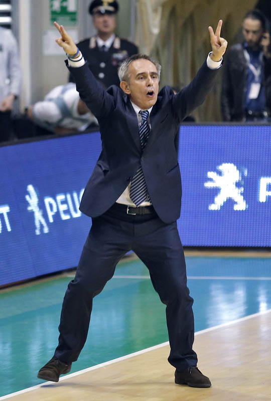 Il coach mensanino, Crespi