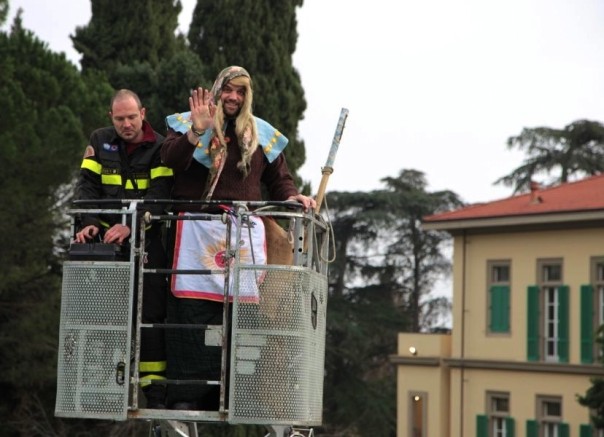 Befana dei Vigili del Fuoco al Meyer di Firenze