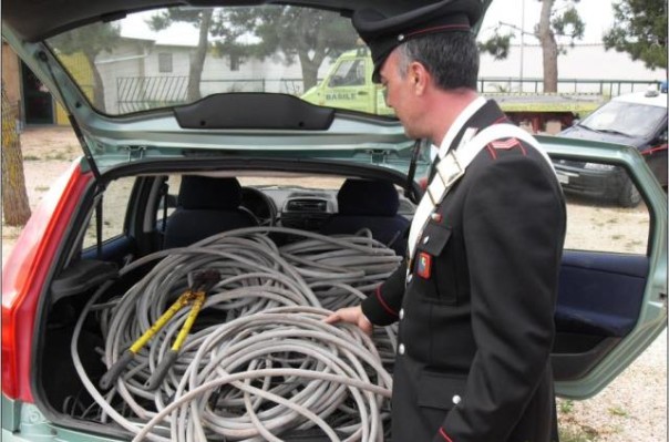 Furti di rame, 6 ordinanze di custodia cautelare eseguite dai carabinieri