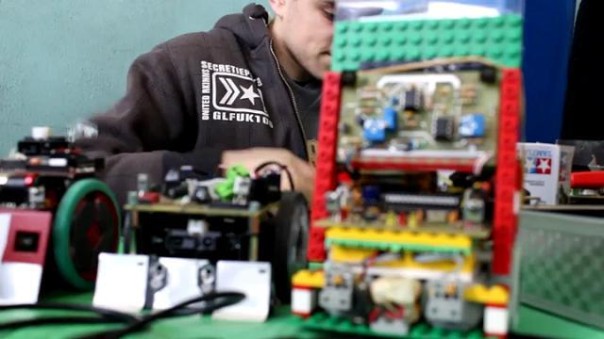 Una delle precedenti edizioni della Robofesta di Pisa