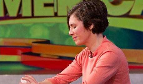 Amanda Knox durante una trasmissione di Good Morning America 