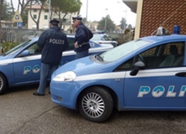La Polizia segue le indagini del rumeno folgorato a Carrara