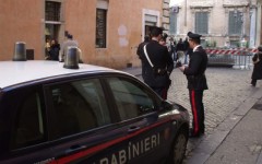 La casa di appuntamenti è stata sequestrata dai carabinieri di Reggello