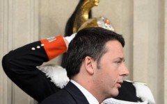 Matteo Renzi all'uscita dal Quirinale