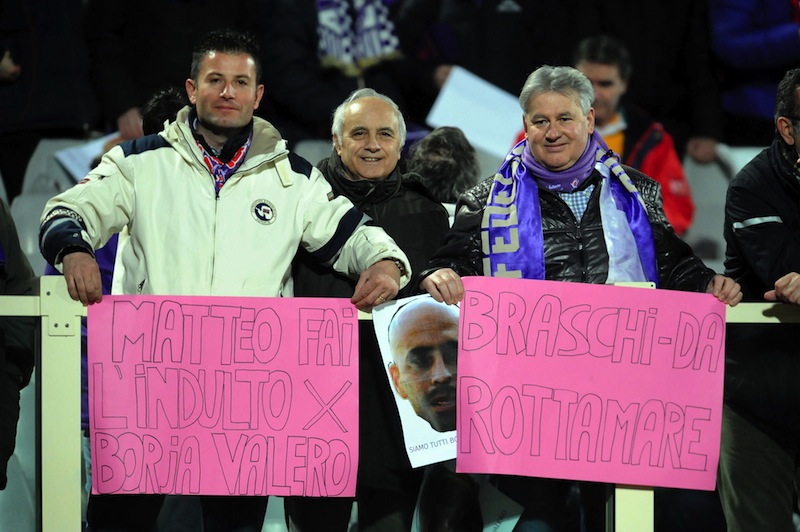 Tifosi alla partita Fiorentina Esbjerg non dimenticano la partita con il Parma (foto Riccardo Sanesi)