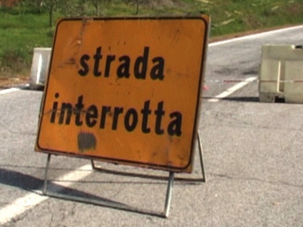 strada interrotta