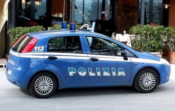 Droga in un bar, arrestata la titolare