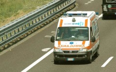 Ambulanze un autostrada, disdettati i telepass