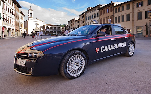 Sono intervenuti i carabinieri della compagnia di Figline Valdarno