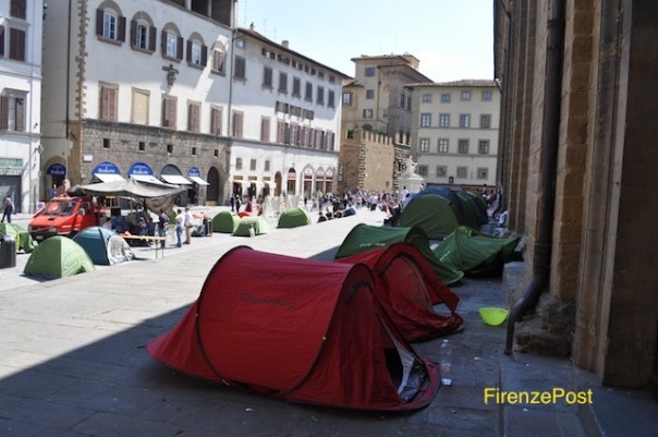 Piazza San Lorenzo occupata