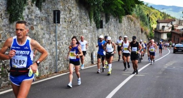 Podisti alla 100 km del Passatore