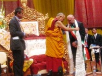 Il Dalai Lama e il sindaco di Livorno, Filippo Nogarin