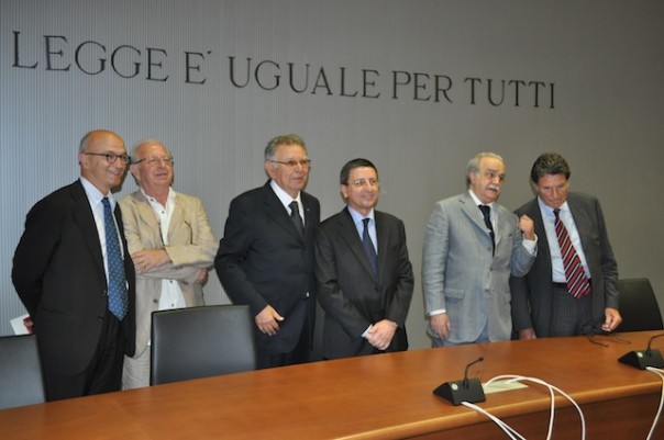 da sinistra l'avvocato Fenies, il presidente Ognibene, il Pg Baglione, il procuratore Creazzo, il presidente Drago e il procuratore Giambartolomei