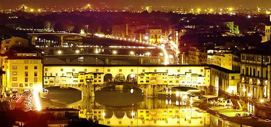 Il Il Ponte Vecchio illuminato di notte