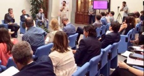 Incontro in Regione fra Laszlo Andor e i giovani toscani