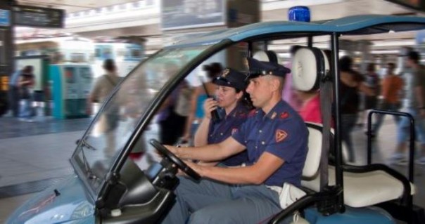 L'assegno è stato consegnato alla Polfer di Firenze