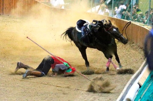 L'incidente durante la Giostra dell'Orso  a Pistoia