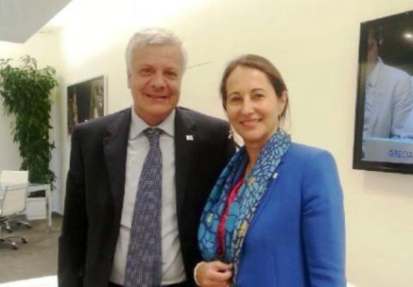La foto postata oggi su Twitter da Ségolène Royal con Gian Luca Galletti