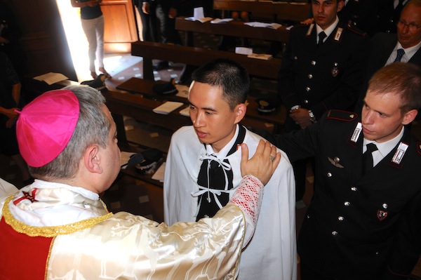 Il maresciallo Chen Yi durante la Cresima