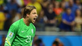 Krul, portierone olandese inserito da Van Gaal per parare i rigori: ne ha presi due ai costaricani qualificando gli arancioni per la semifinale contro l'Argentina