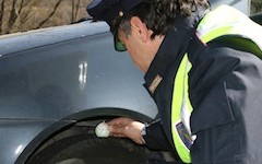 Polizia-Stradale Controllo pneumatici 300x150