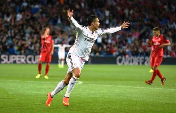 Cristiano Ronaldo, autore della doppietta che ha fruttato al Real Madrid la Supercoppa Europea 2014