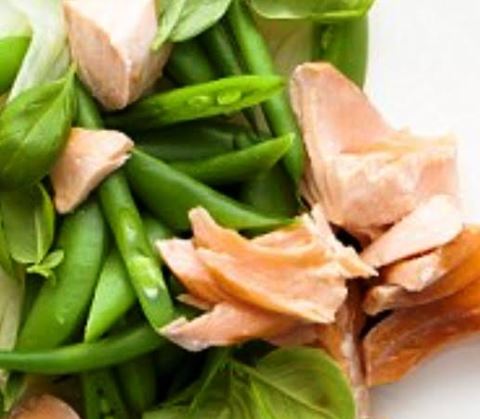 Filetto di salmone e fagiolini, le ricette di Anna Maria Tinti