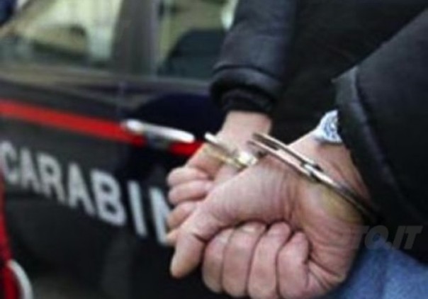 L'uomo è stato arrestato dai Carabinieri di Campo dell'Elba
