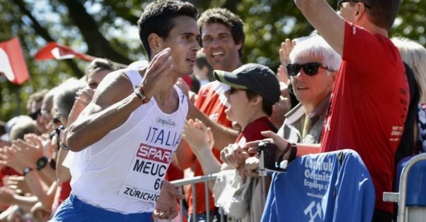 Daniele Meucci taglia il traguardo della Maratona ai campioneti Europei di atletica 2014, a Zurigo