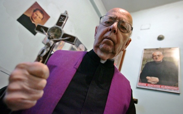 Padre Gabriele Amorth, il più noto esorcista italiano