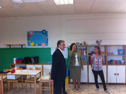 Rossi in visita alla scuola
