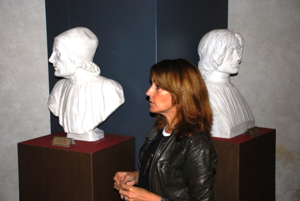 I busti di Lorenzo de' Medici e Marisilio Ficino ritrovati nella Moreniana