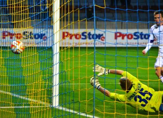 Il gol di Ilicic: è il secondo della Fiorentina. Poi triplicherà Bernardeschi