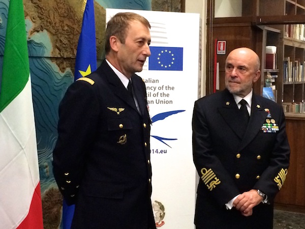 Da sinistra il generale De Rousiers e l'ammiraglio Binelli Mantelli