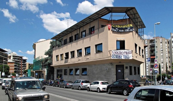 casa occupata a Firenze