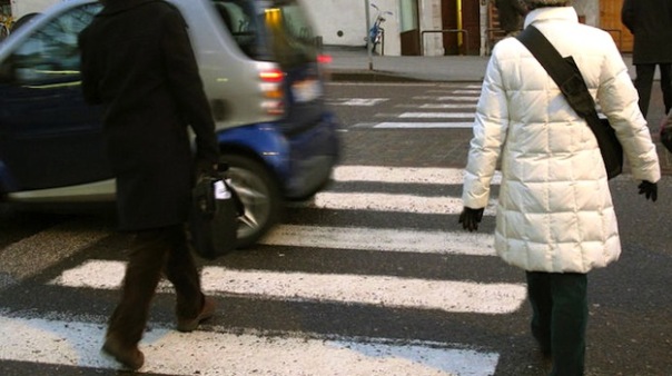 Attraversamento sulle strisce