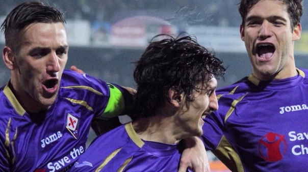 Savic festeggiato dai compagni dopo il gol dello zero a due a Cesena