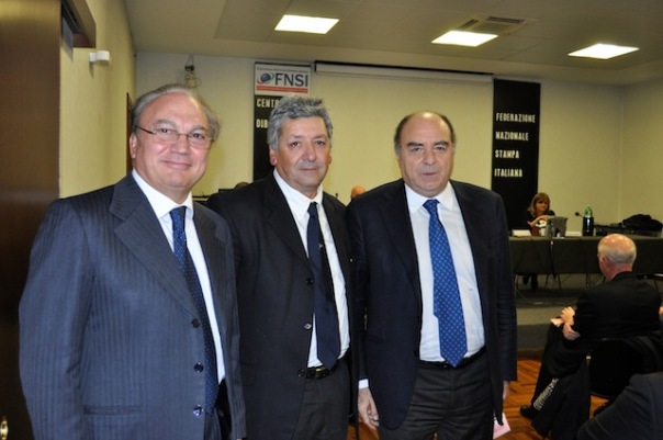 da sin. il prefetto Francesco Tagliente, il sottosegretario Domenico Manzione, il prefetto di Roma Giuseppe Pecoraro