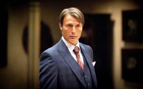 Mads Mikkelsen nei panni di Hannibal Lecter: l'attore danese è a Firenze per recitare sul set