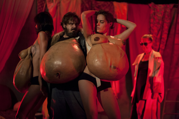 Una scena del «Falstaff» di De Rosa e Battiston