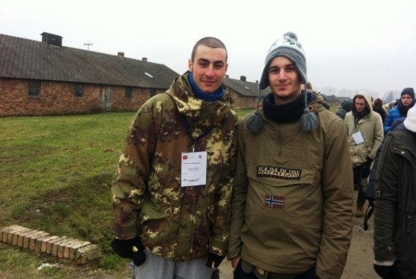 Birkenau, da sin. Gabriele Bergamo e Mirco Paoli del "Dagomari" di Prato