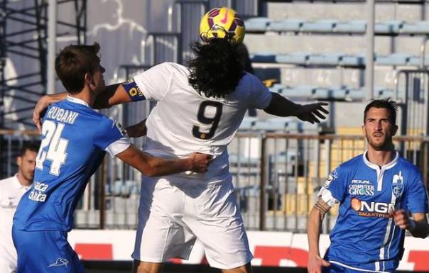 Empoli-Verona, un'azione di gioco