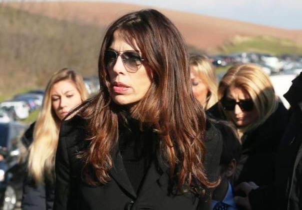 Fabiola Sciabbarrasi, seconda moglie di Pino Daniele: ha nominato due periti che hanno seguito l'autopsia del cantautore