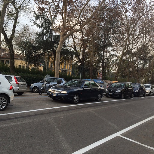 Qualche coda in via XX settembre