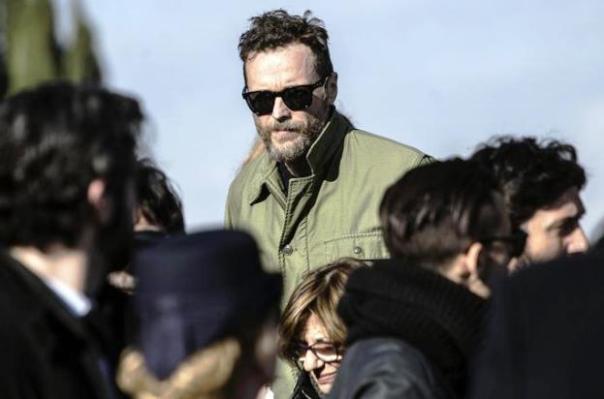 Jovanotti ai finerali romani di Pino Daniele