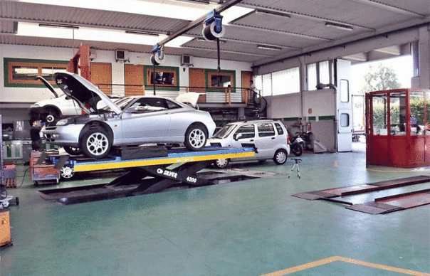 Riparazione auto