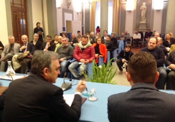 Tagli agli uffici postali, l'incontro dei sindaci con il governatore Rossi