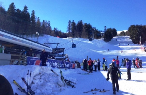 Toscana, la montagna è innevata alla perfezione