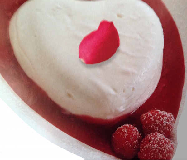Cuore di panna ai lamponi