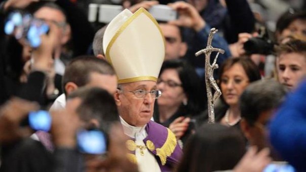 Papa Francesco, Jorge Mario Bergoglio, oggi 13 marzo 2015 in San Pietro